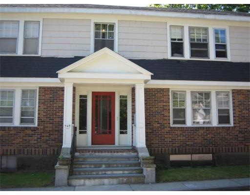 949 Hancock St unit 8, Quincy, MA 02170 - photo 1