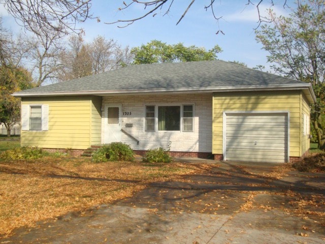 1703 3rd St, Front