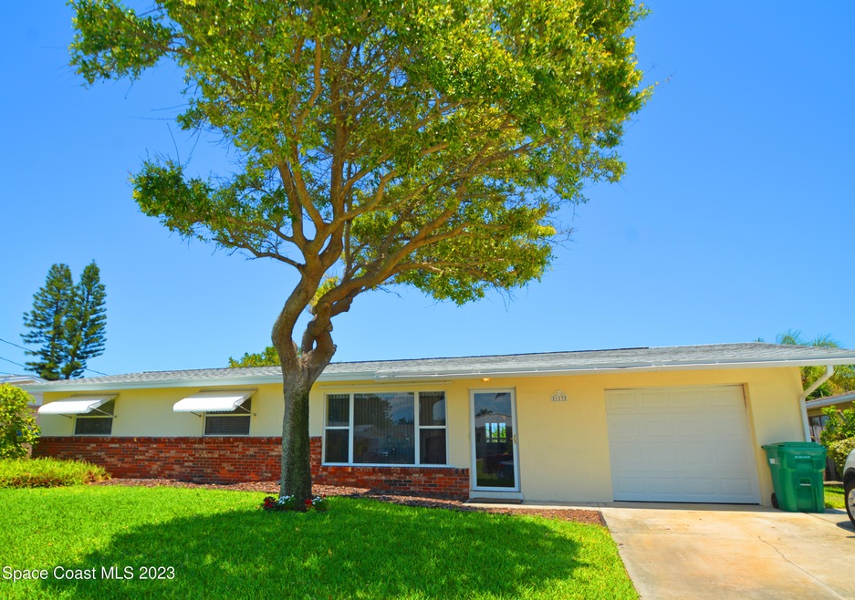 213 DeLeon Road