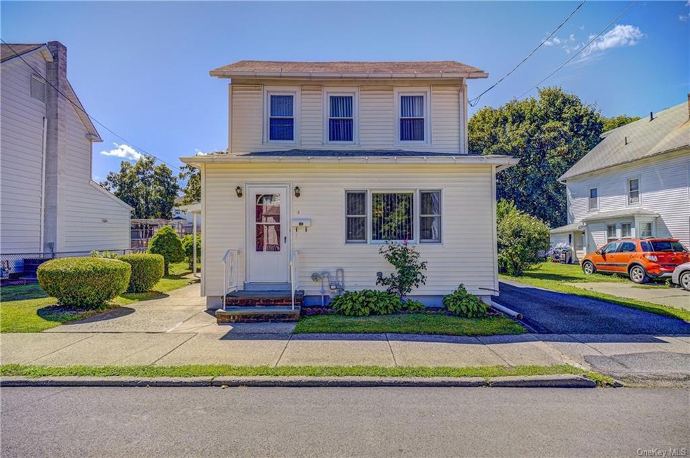 8 Rowan St, Middletown, NY 10940 - photo 1