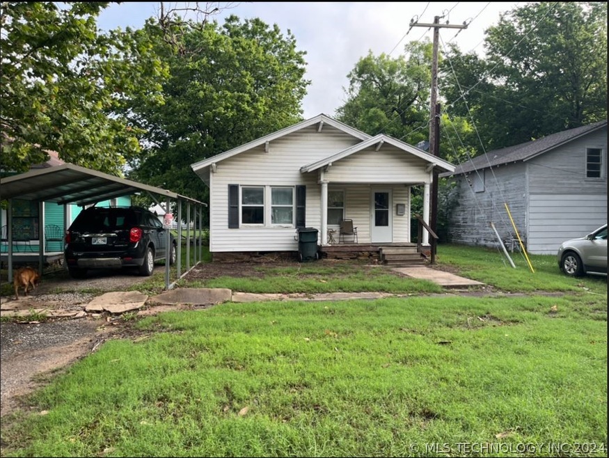 913 W 6th St, Okmulgee, OK 74447 - photo 1