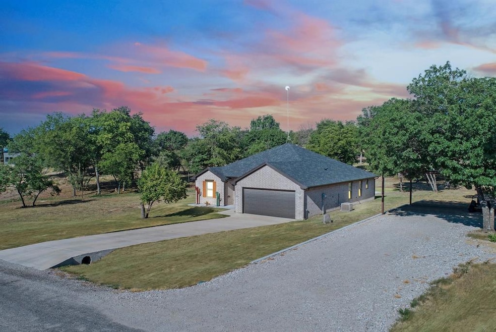 145 Ronnie Ln, Weatherford, TX 76088 - photo 1