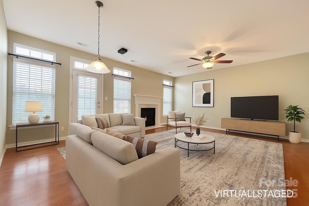 8326 Viewpoint Ln unit 802, Cornelius, NC 28031 - photo 1