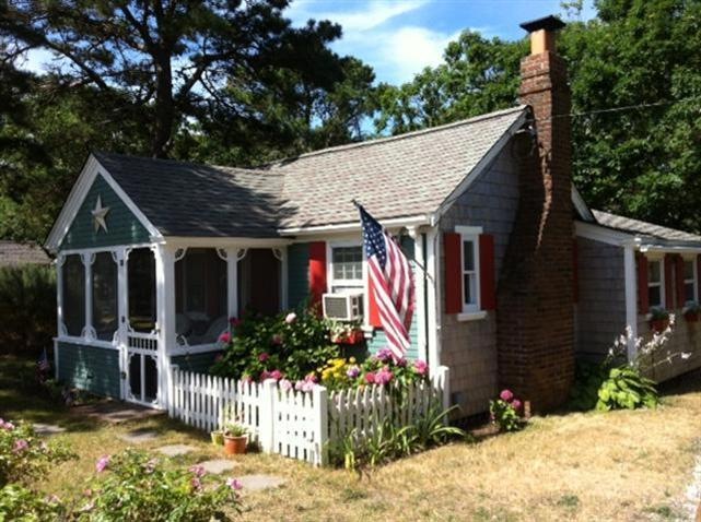 297 Old Wharf Rd unit 1, Dennis Port, MA 2639 - photo 1