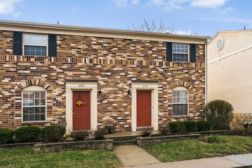 Welcome to 2585 Olde Hill Court