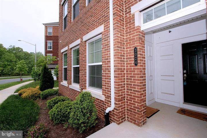 3024 Rittenhouse Cir unit 37, Fairfax, VA 22031 - photo 1