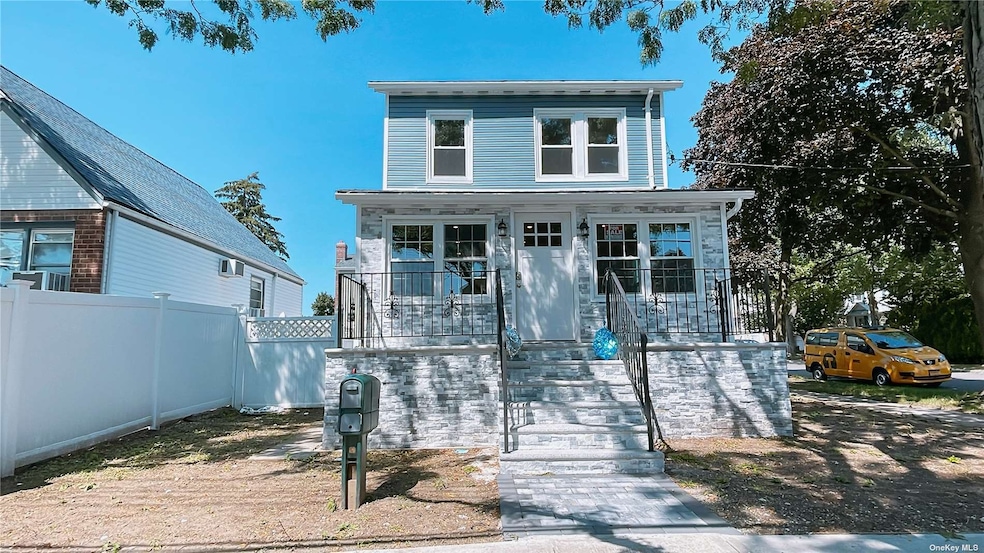 Sold $840,000 • Co-Listing Agent