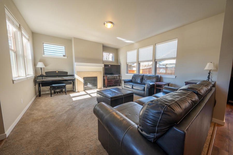 20774 SE Hollis Ln, Bend, OR 97702 - photo 1