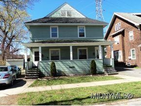 Richardson Ave.