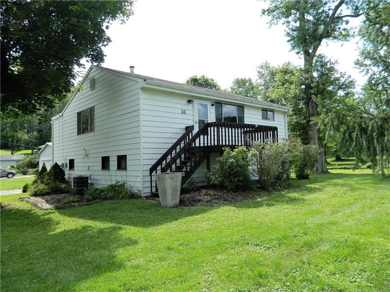 Welcome to 10 Morgan Lane located down a private l