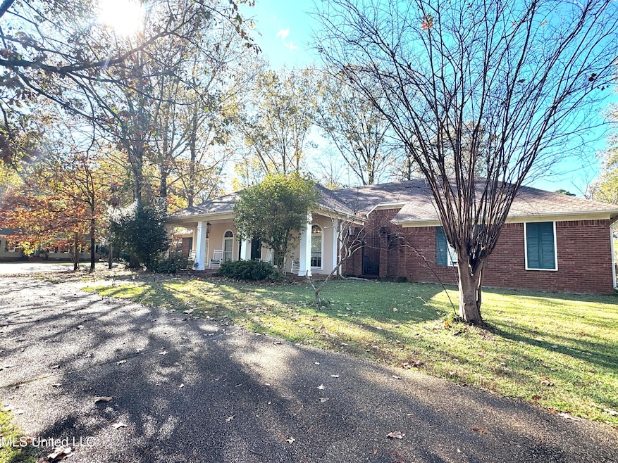 427 Autumn Oak Dr, Madison, MS 39110 - photo 1
