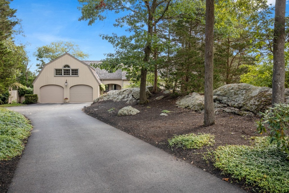 11 Ringbolt Rd, Hingham, MA 02043 - photo 1