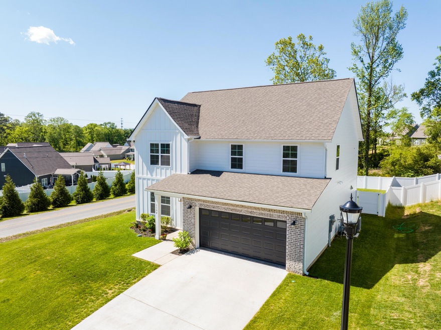 1194-Majors-Way-MLS-Photos-2