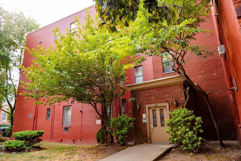 263 10th St unit 2B, Jersey City, NJ 07302 - photo 1