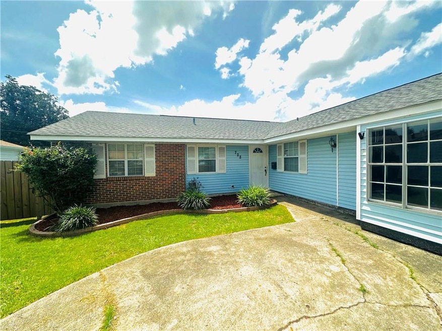728 Morningside Dr, Gretna, LA 70056 - photo 1