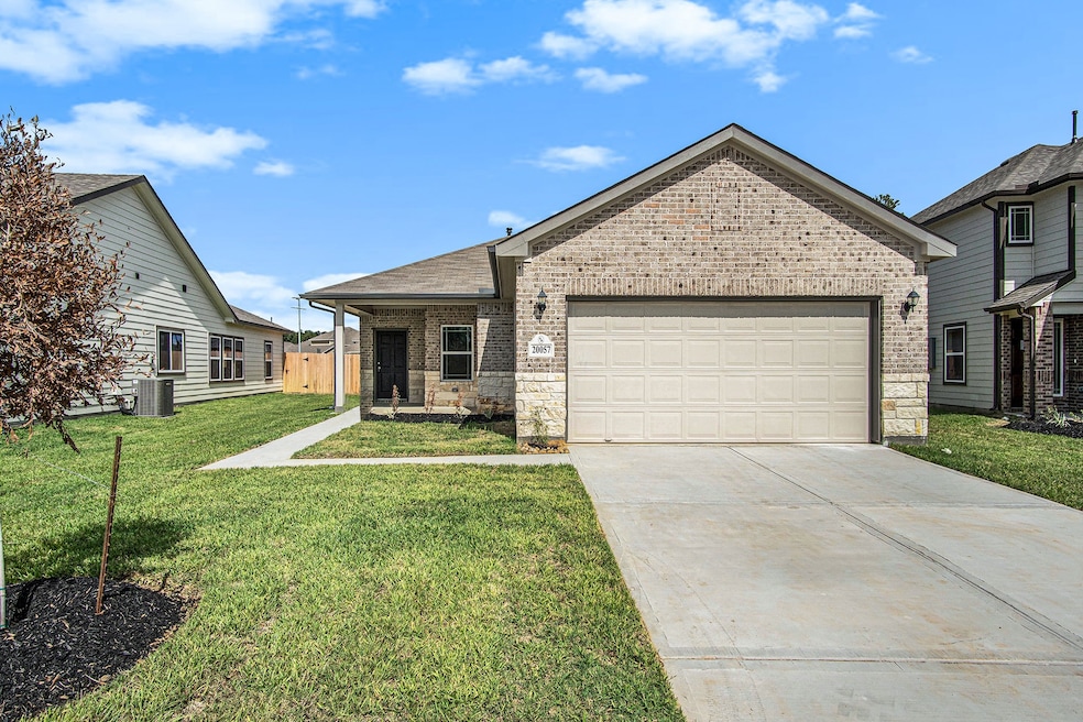 20057 Swinley Forest Dr, Cleveland, TX 77327 - photo 1