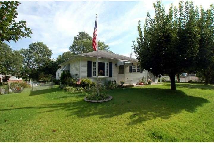 50 Noble St, Sellersville, PA 18960 - photo 1