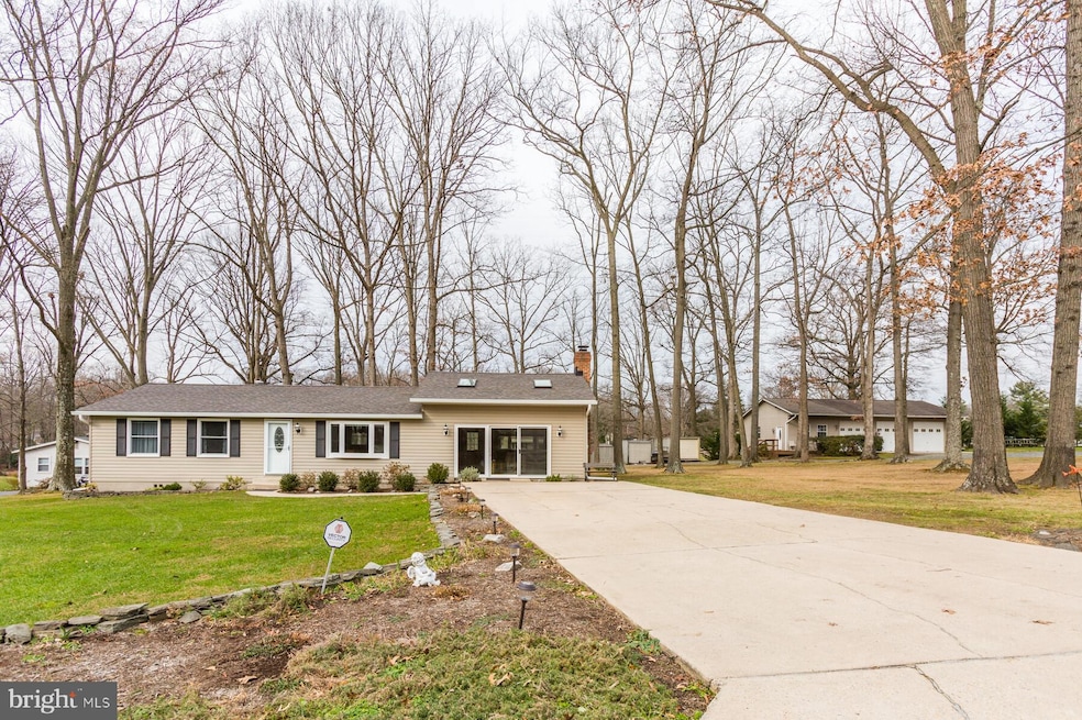 6617 Brooklyn Bridge Rd, Laurel, MD 20707 - photo 1