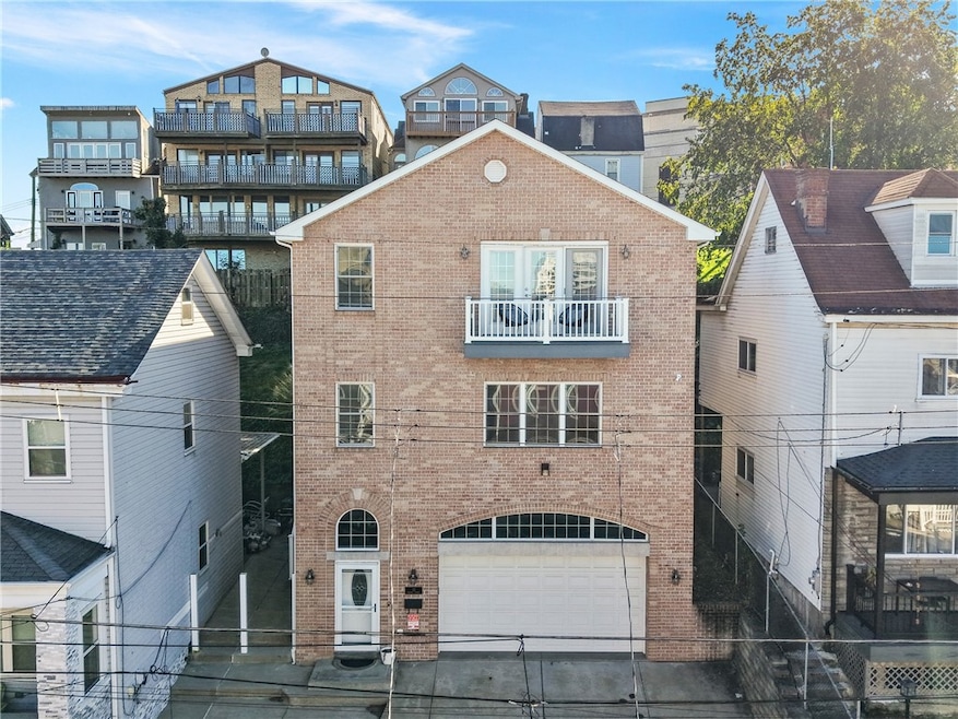 11 Natchez St, Pittsburgh, PA 15211 - photo 1