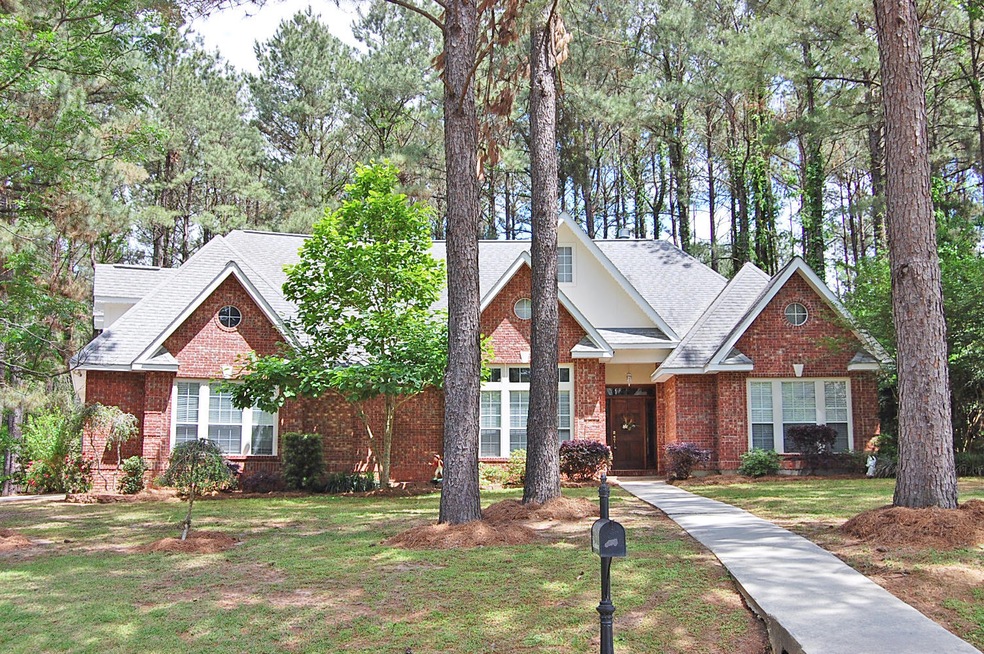 65 Pleasant Pond Loop