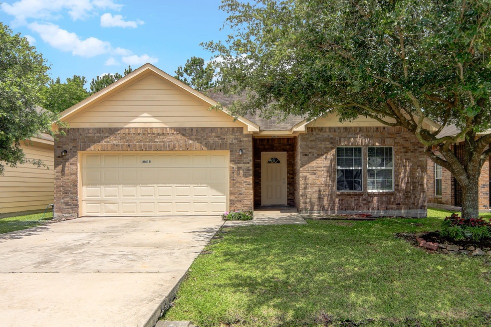 10618 Logger Pine Trail, Houston, TX 77088 - photo 1
