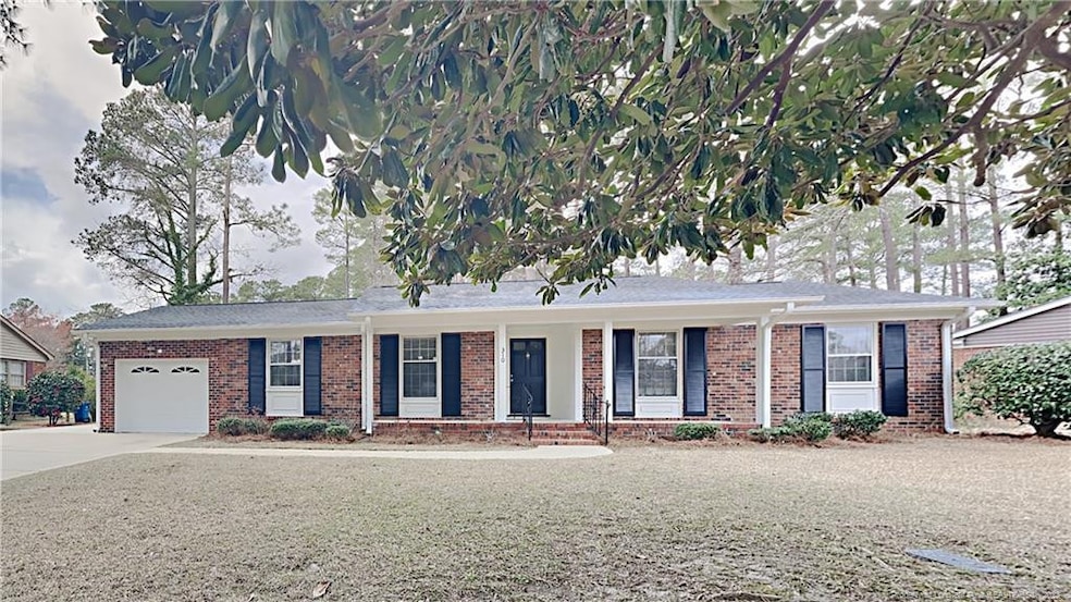 310 Kirkwood Dr, Fayetteville, NC 28303 - photo 1