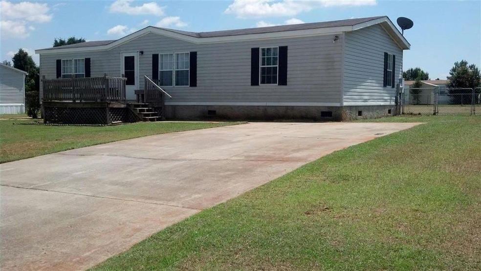 113 Hartford Dr, Byron, GA 31008 - photo 1