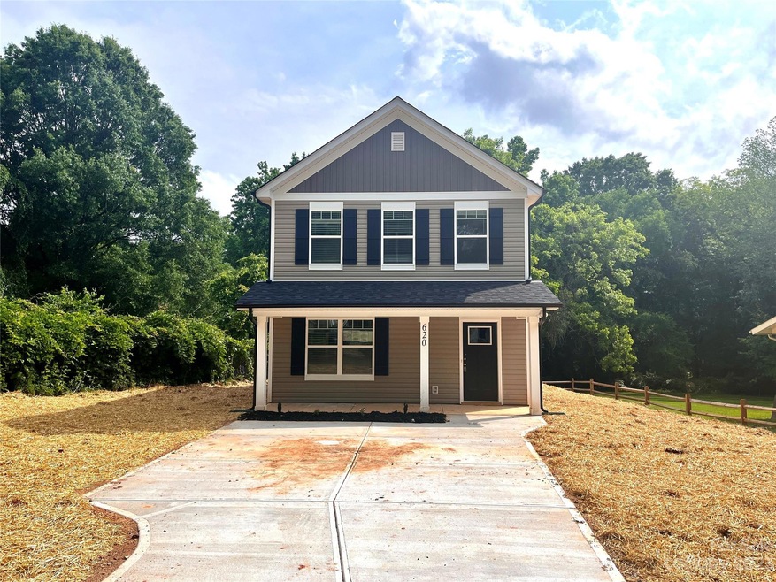 620 Poplar St, Statesville, NC 28677 - photo 1