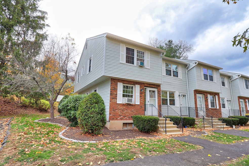 Under Contract $229,900 • Co-Listing Agent