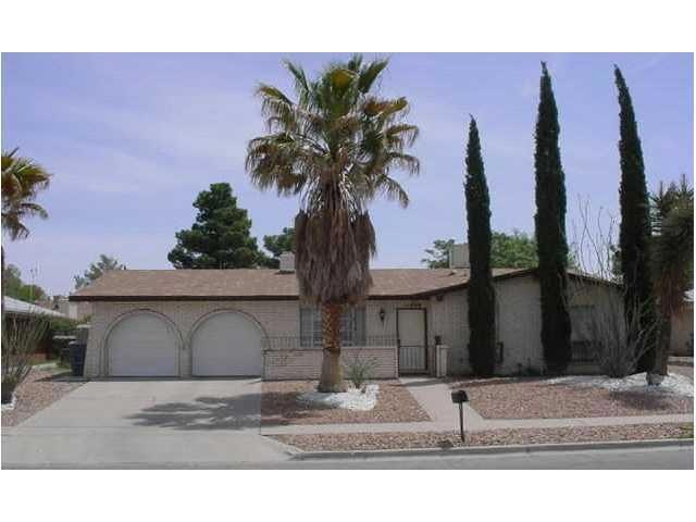 11008 Lakewood Ave, El Paso, TX 79935 - photo 1