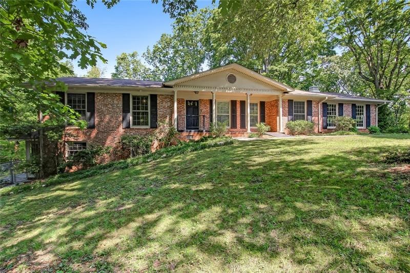 715 Crudup Dr, Gainesville, GA 30501 - photo 1