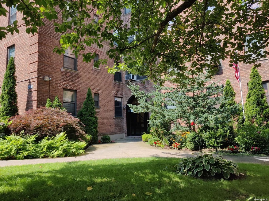 141-9 28th Ave unit 2E, Flushing, NY 11354 - photo 1