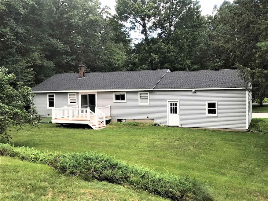 14 Durham St, Nashua, NH 03063 - photo 1