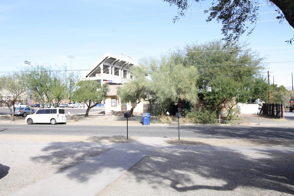 1640 E 7th St, Tucson, AZ 85719 - photo 1
