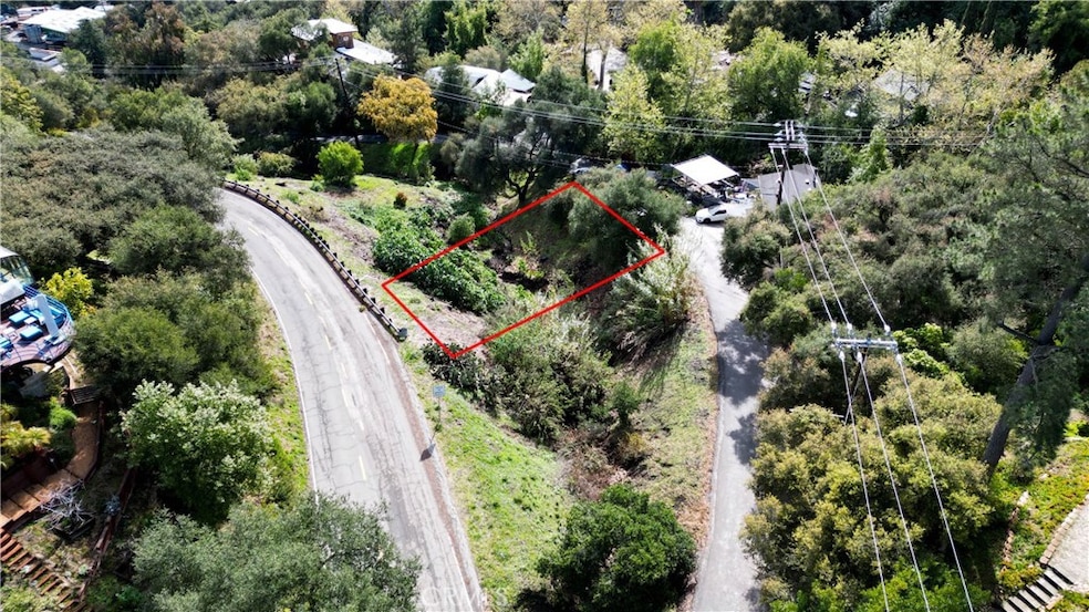 0 Cave Way unit IV25059999, Topanga, CA 90290 - photo 1