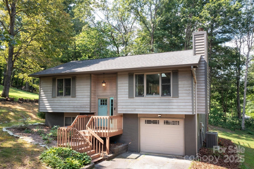 101 Timberleaf Ct, Fletcher, NC 28732 - photo 1