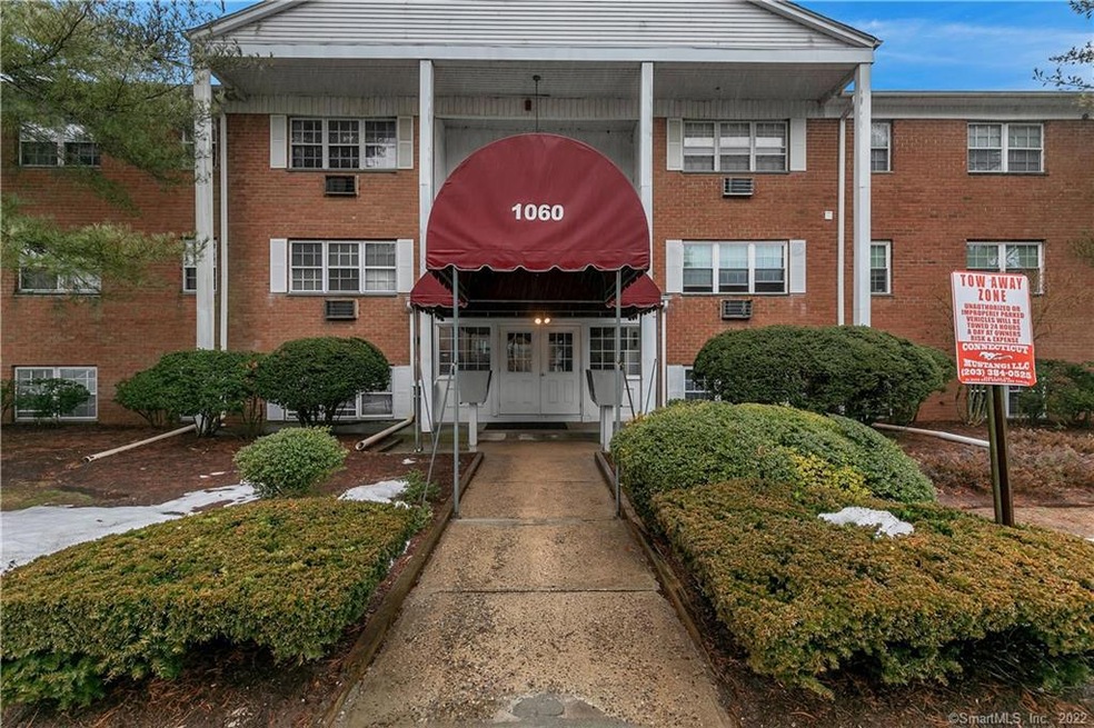 1060 New Haven Ave unit 3, Milford, CT 06460 - photo 1