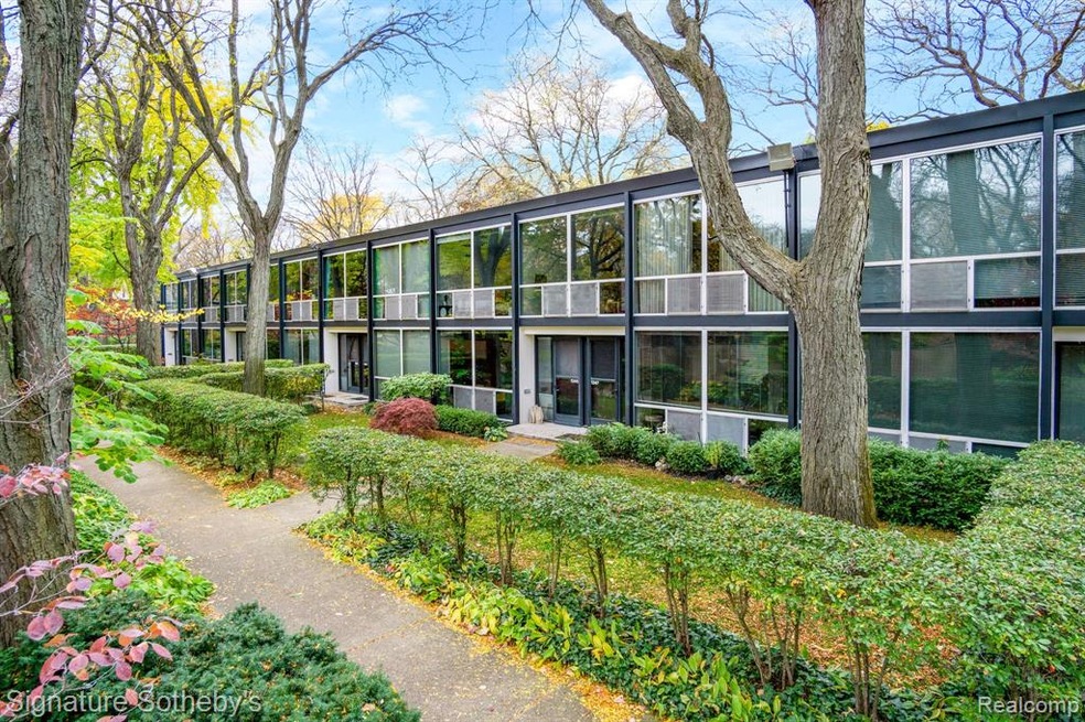 1337 Joliet Place - Beautiful Park Setting Surroun