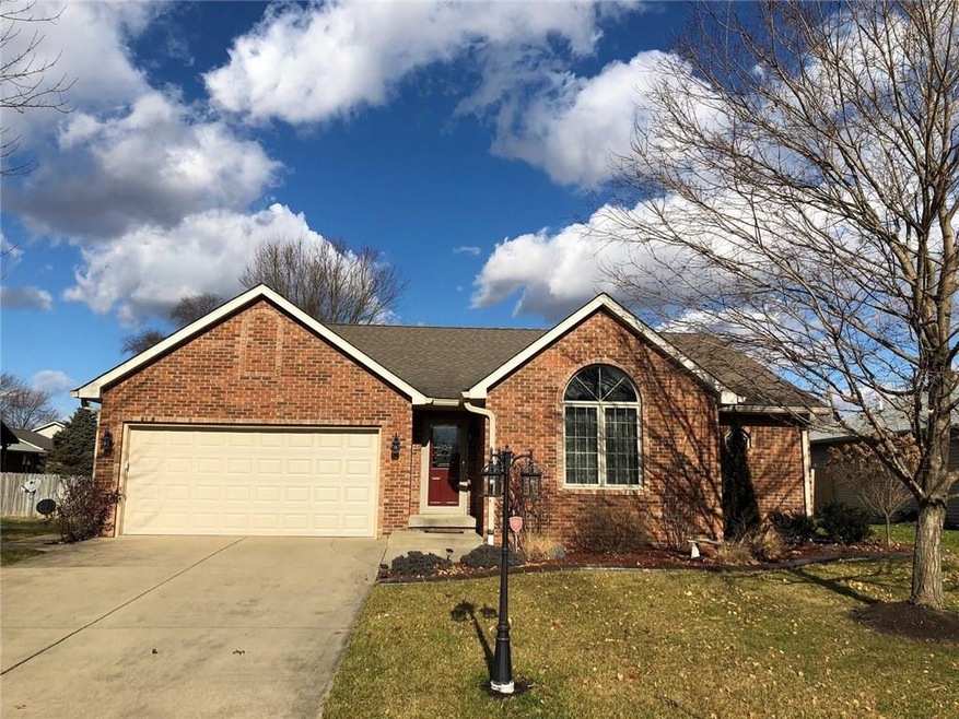 4688 29th St, Columbus, IN 47203 - photo 1