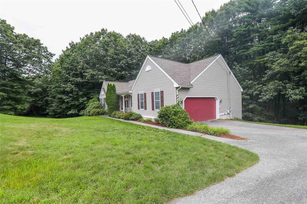 7 Castlegate Way unit U456, Nashua, NH 03063 - photo 1