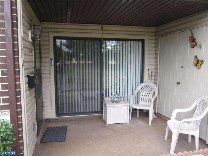 1475 Mount Holly Rd unit P10, Beverly, NJ 08010 - photo 1