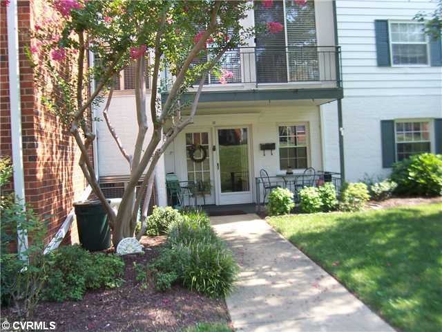 10 Red Fox Ln unit 10, Henrico, VA 23228 - photo 1