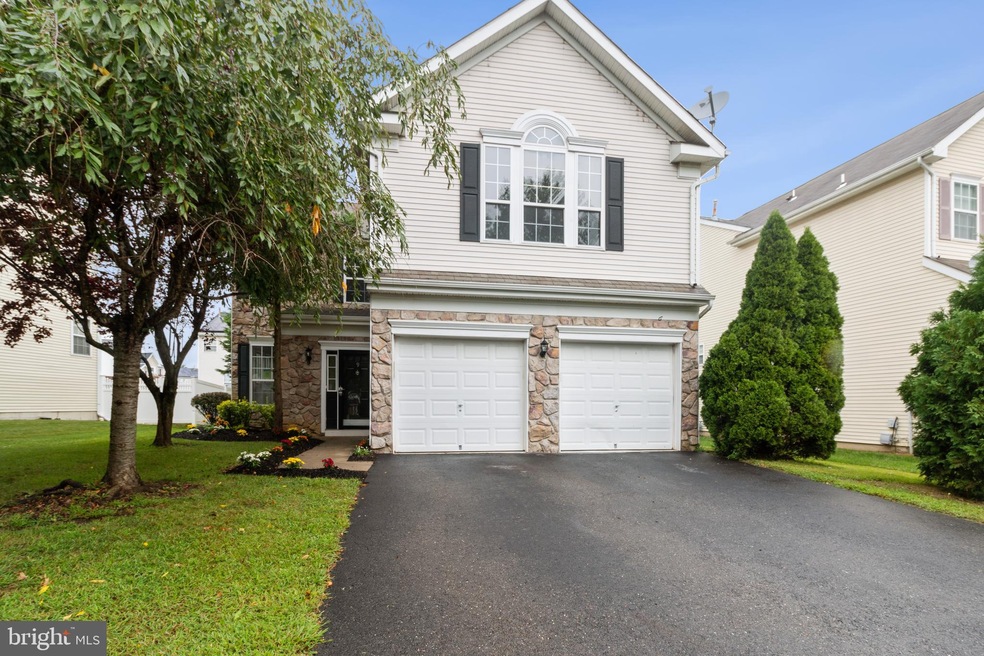 9 Andrea Dr, Columbus, NJ 08022 - photo 1