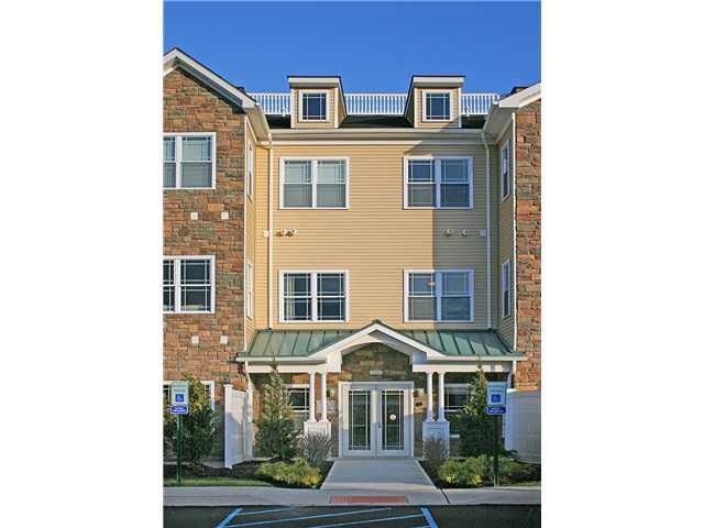 970 Route 45 unit W211, Pomona, NY 10970 - photo 1