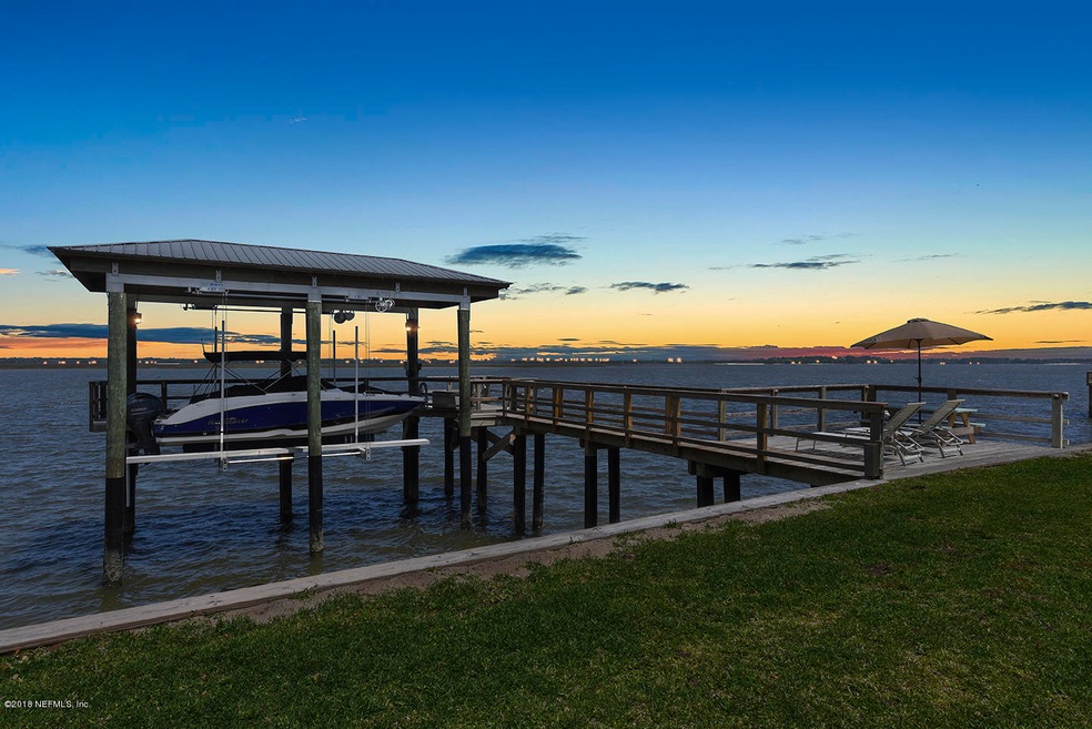 Twilight- Boatlift and Dock