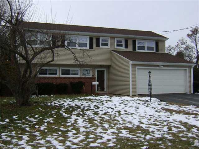 Exterior Front. This Split Level home boasts great