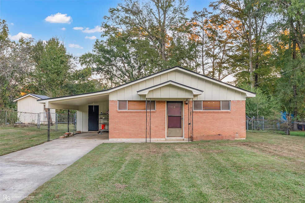 105 Flagg Dr, Haughton, LA 71037 - photo 1