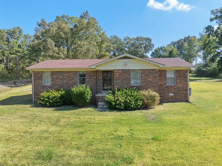 Under Contract $204,000 • Co-Listing Agent