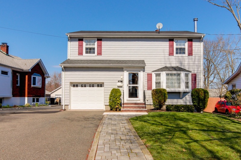 24 Amelia Ave, Livingston, NJ 07039 - photo 1