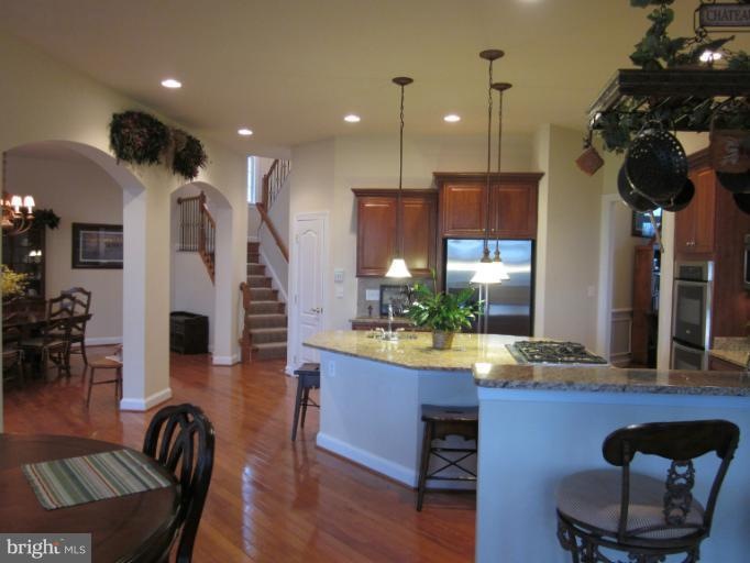 40541 Ivybridge Ln, Leesburg, VA 20175 - photo 1